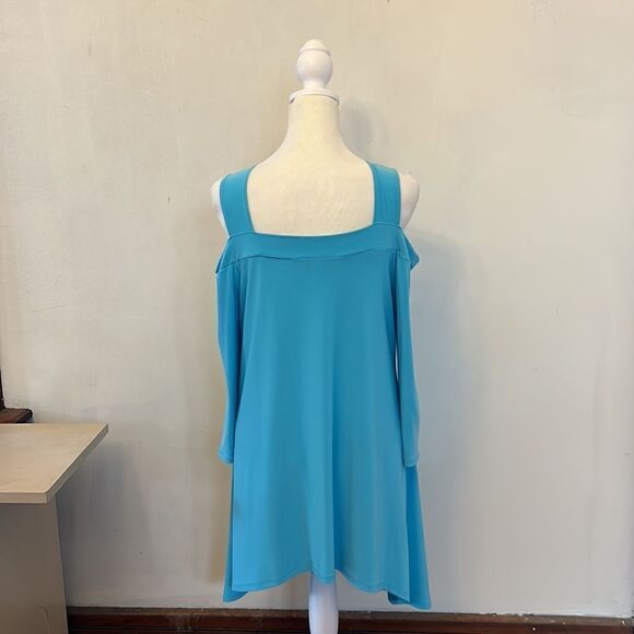 Pretty Woman turquoise cold shoulder tunic Size M NWT - Picture 5 of 7